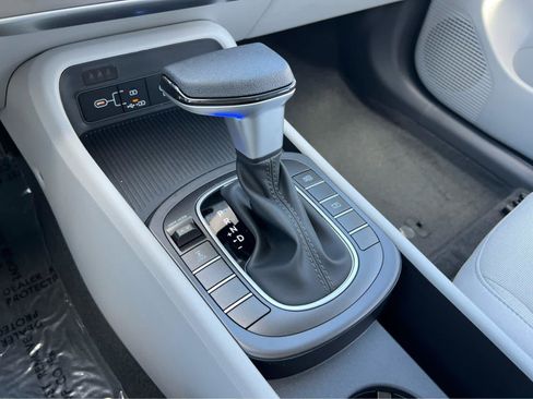Certified 2026 Hyundai Kona SE AWD/4WD image 38