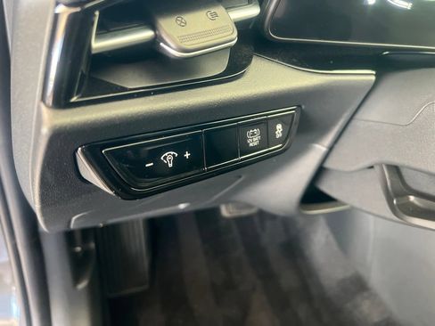 Certified 2024 Kia Niro EX FWD image 53