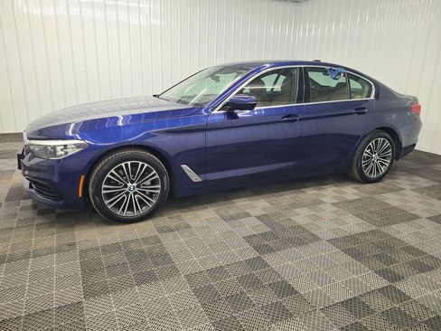 Used 2019 BMW 530i xDrive 530i xDrive Sedan 4D w/ Convenience Package image 8