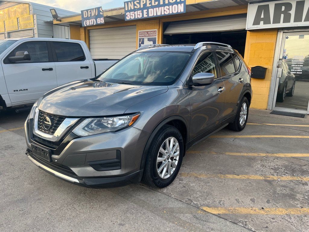 Used 2018 Nissan Rogue SV FWD image 3