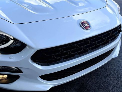 Used 2018 FIAT 124 Spider Lusso image 30