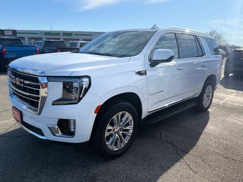 Used 2024 GMC Yukon SLT image 6