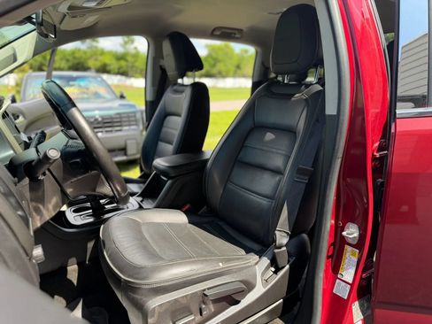 Used 2017 GMC Canyon Denali RWD image 13