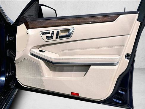 Certified 2016 Mercedes-Benz E 350 Sedan image 19