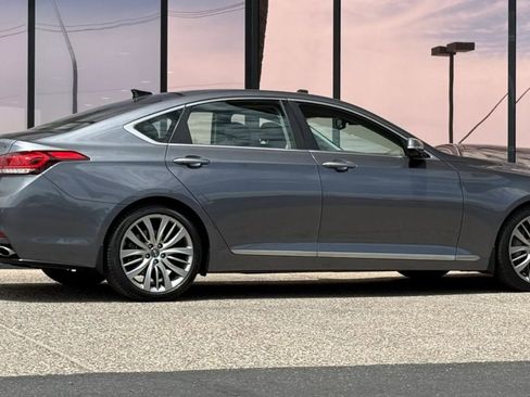 Used 2015 Hyundai Genesis 5.0 RWD image 13