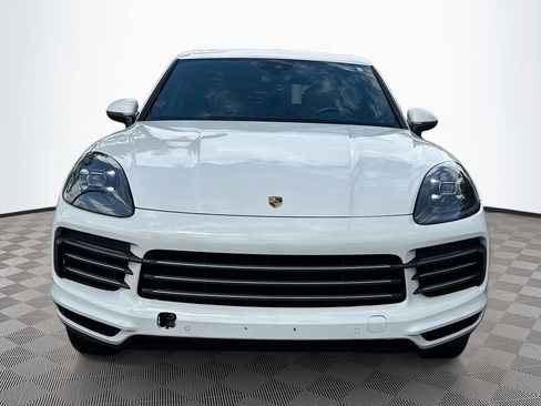 Used 2019 Porsche Cayenne Base image 2