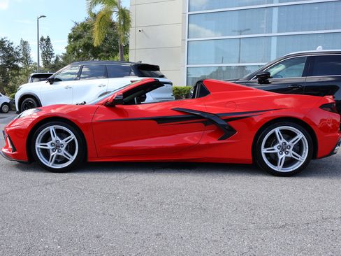 Used 2024 Chevrolet Corvette Stingray Convertible w/ 1LT image 7