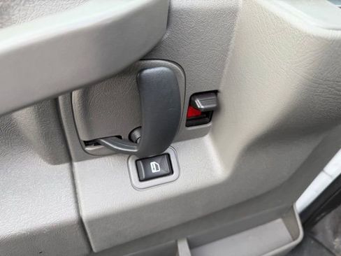 Used 2024 GMC Savana 2500 w/ Driver Convenience Package image 13