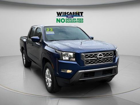 Used 2022 Nissan Frontier SV RWD image 2