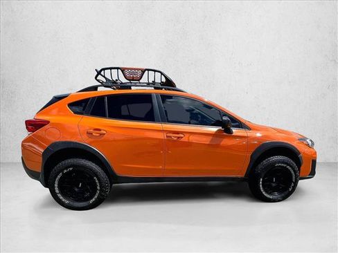 Used 2020 Subaru Crosstrek 2.0i AWD/4WD image 3