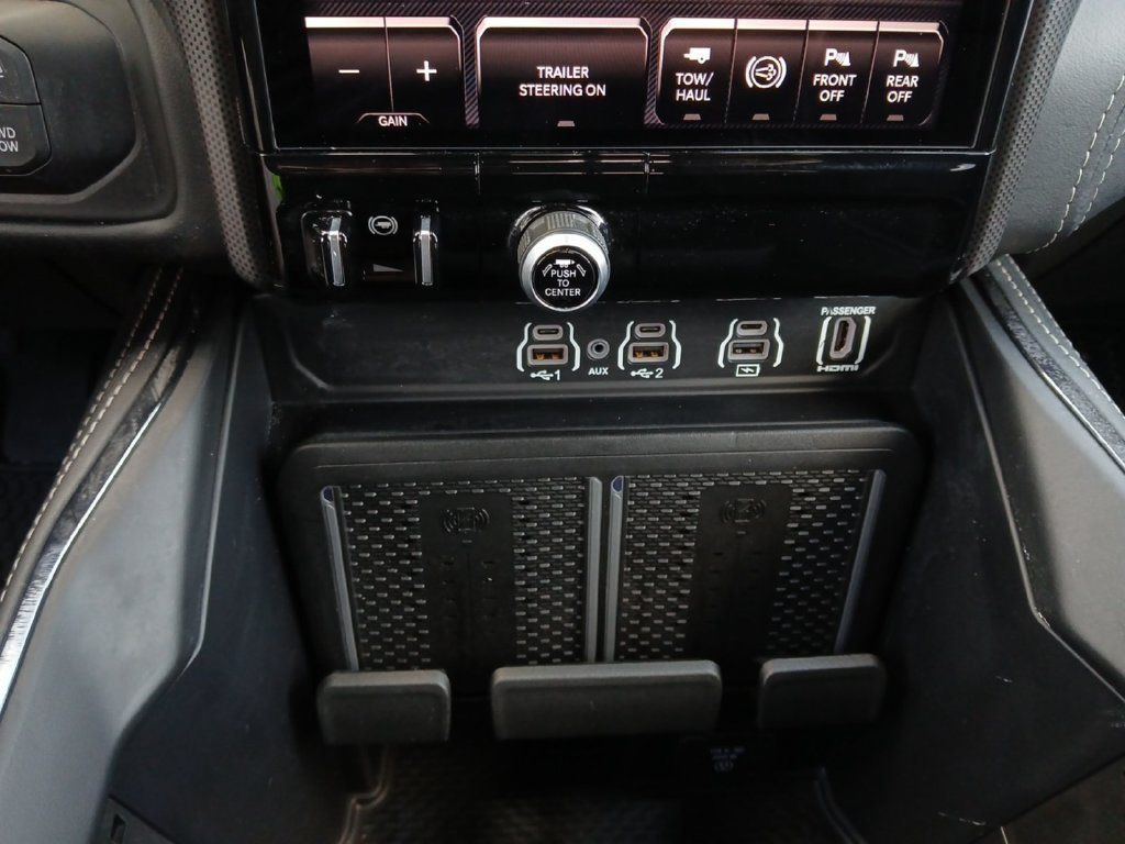 Used 2026 RAM 2500 Limited AWD/4WD image 10