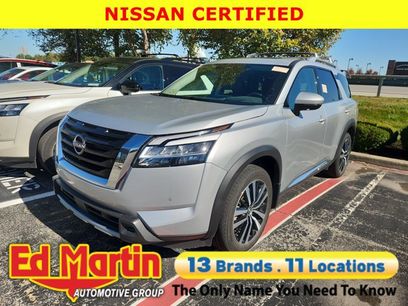 Certified 2024 Nissan Pathfinder Platinum w/ Cargo Package