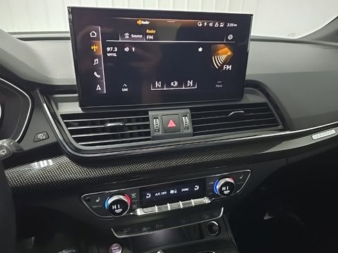 Used 2023 Audi SQ5 Premium Plus w/ Premium Plus Package image 25