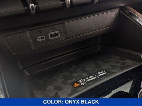 New 2025 GMC Canyon Denali image 27