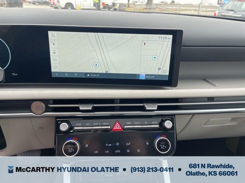 Certified 2025 Hyundai Tucson SEL FWD image 8