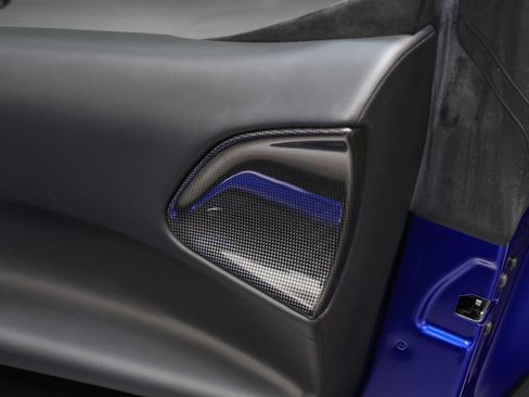 Used 2023 Ferrari SF90 Spider image 33