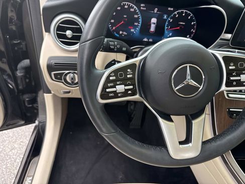 Used 2022 Mercedes-Benz GLC 300 4MATIC w/ Driver Assistance Package image 29