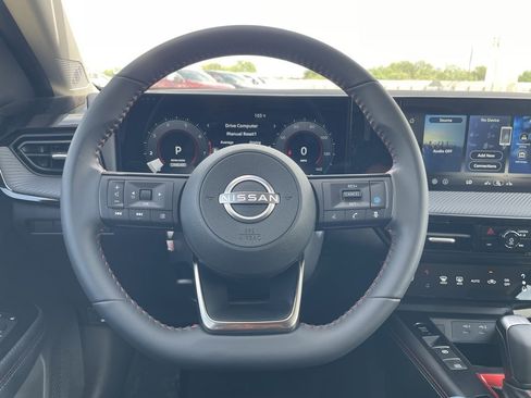 New 2026 Nissan Kicks SR w/ Cold Weather Package image 8