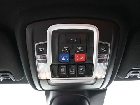 Used 2020 RAM 3500 Limited image 28