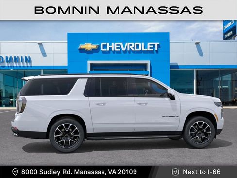 New 2026 Chevrolet Suburban RST w/ Comfort Package AWD/4WD image 6