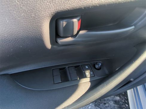 Used 2024 Toyota Corolla LE w/ LE Convenience Package image 19