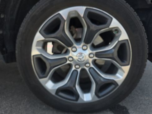 Used 2019 RAM 1500 Limited AWD/4WD image 24