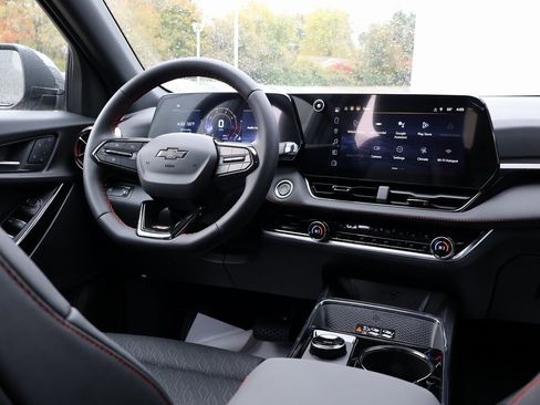 New 2026 Chevrolet Equinox RS w/ Convenience Package III image 25