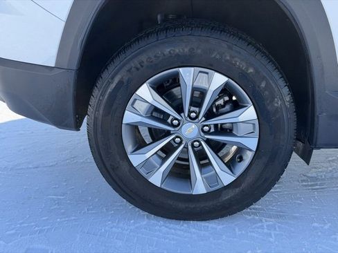 Used 2025 Chevrolet Equinox LT image 16