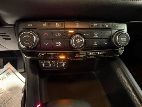 Certified 2024 Dodge Durango GT AWD/4WD image 47