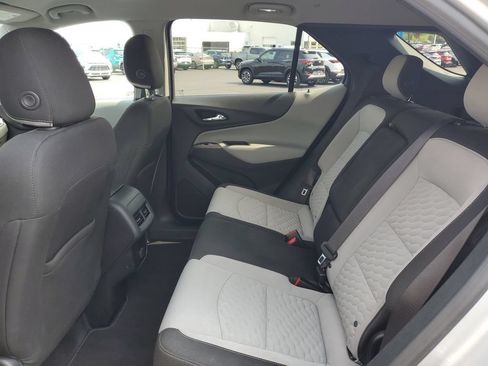 Used 2018 Chevrolet Equinox LT AWD/4WD image 28