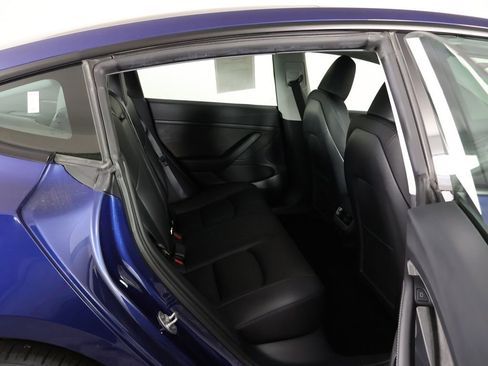 Used 2023 Tesla Model 3 Standard Range RWD image 34