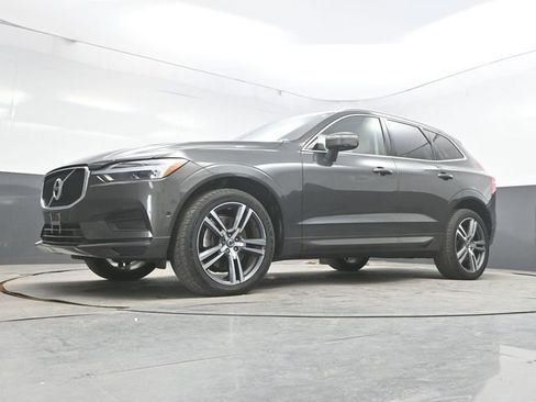 Used 2019 Volvo XC60 T6 Momentum w/ Multimedia Package AWD/4WD image 35