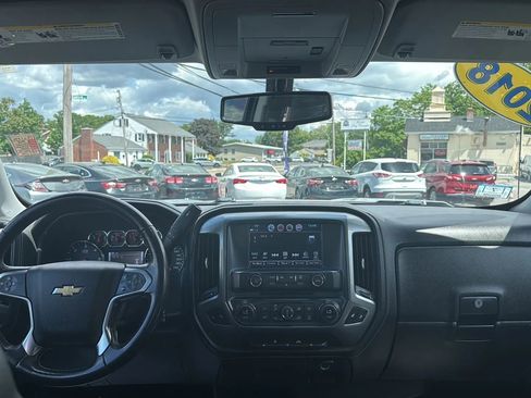 Used 2018 Chevrolet Silverado 1500 LTZ AWD/4WD image 21