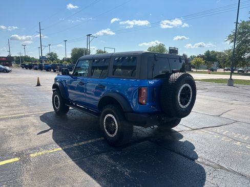 Used 2023 Ford Bronco Big Bend w/ Sasquatch Package AWD/4WD image 3