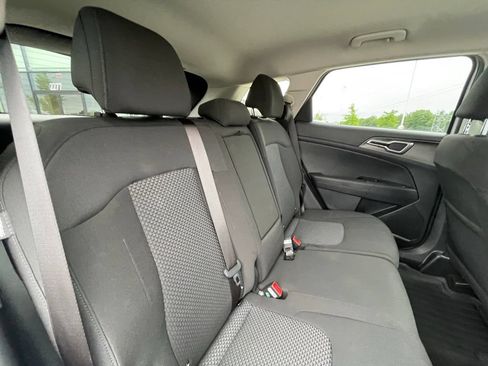 New 2026 Kia Sportage LX w/ LX Convenience Package FWD image 29