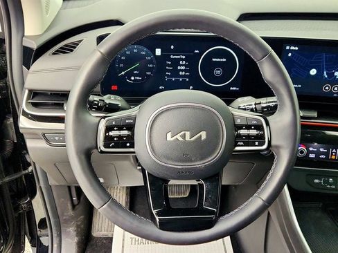Used 2025 Kia Carnival SX Prestige FWD image 14