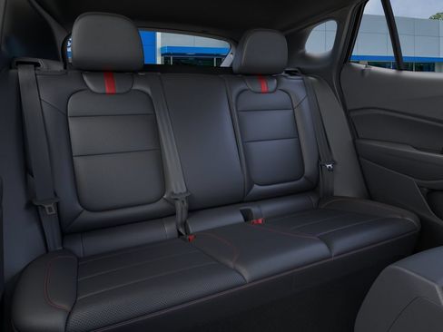 New 2026 Chevrolet Trax RS w/ Sunroof Package FWD image 17