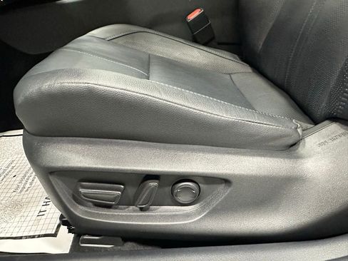 Used 2025 Toyota Camry XSE image 12