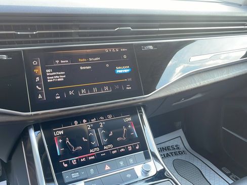 Used 2019 Audi Q8 Premium Plus w/ Premium Plus AWD/4WD image 10