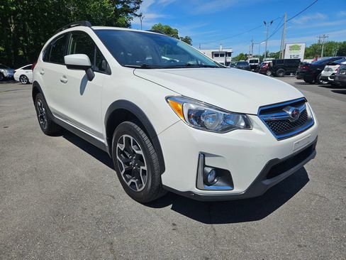 Used 2016 Subaru Crosstrek 2.0i Premium w/ Popular Package #1 AWD/4WD image 3