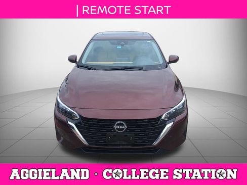 Used 2024 Nissan Sentra SV w/ SV Premium Package image 5