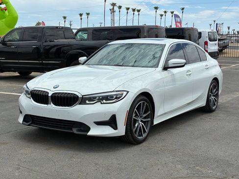 Used 2019 BMW 330i Sedan w/ Convenience Package RWD image 1