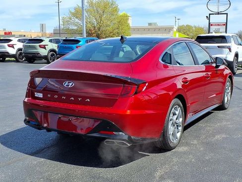 Used 2023 Hyundai Sonata SEL w/ Convenience Package FWD image 3