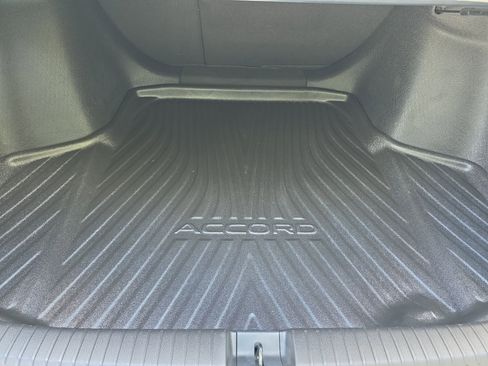 Used 2023 Honda Accord EX image 11