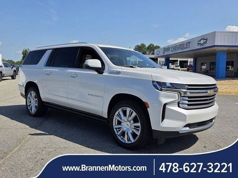 Used 2024 Chevrolet Suburban High Country w/ Premium Package RWD image 1