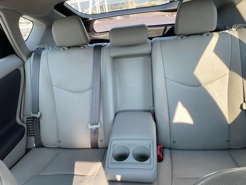 Used 2010 Toyota Prius Five FWD image 16