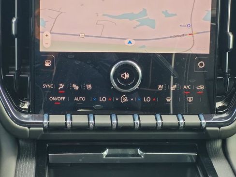 New 2026 GMC Yukon AT4 Ultimate AWD/4WD image 15