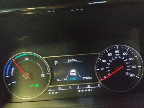 Used 2022 Kia Sorento S FWD image 23
