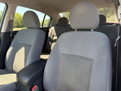 Used 2010 Nissan Sentra 2.0 S FWD image 15