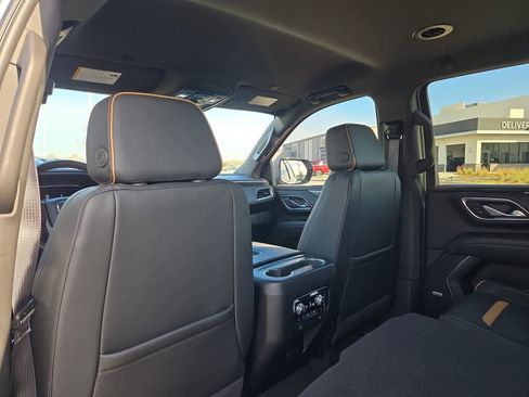 Used 2024 GMC Yukon AT4 image 18